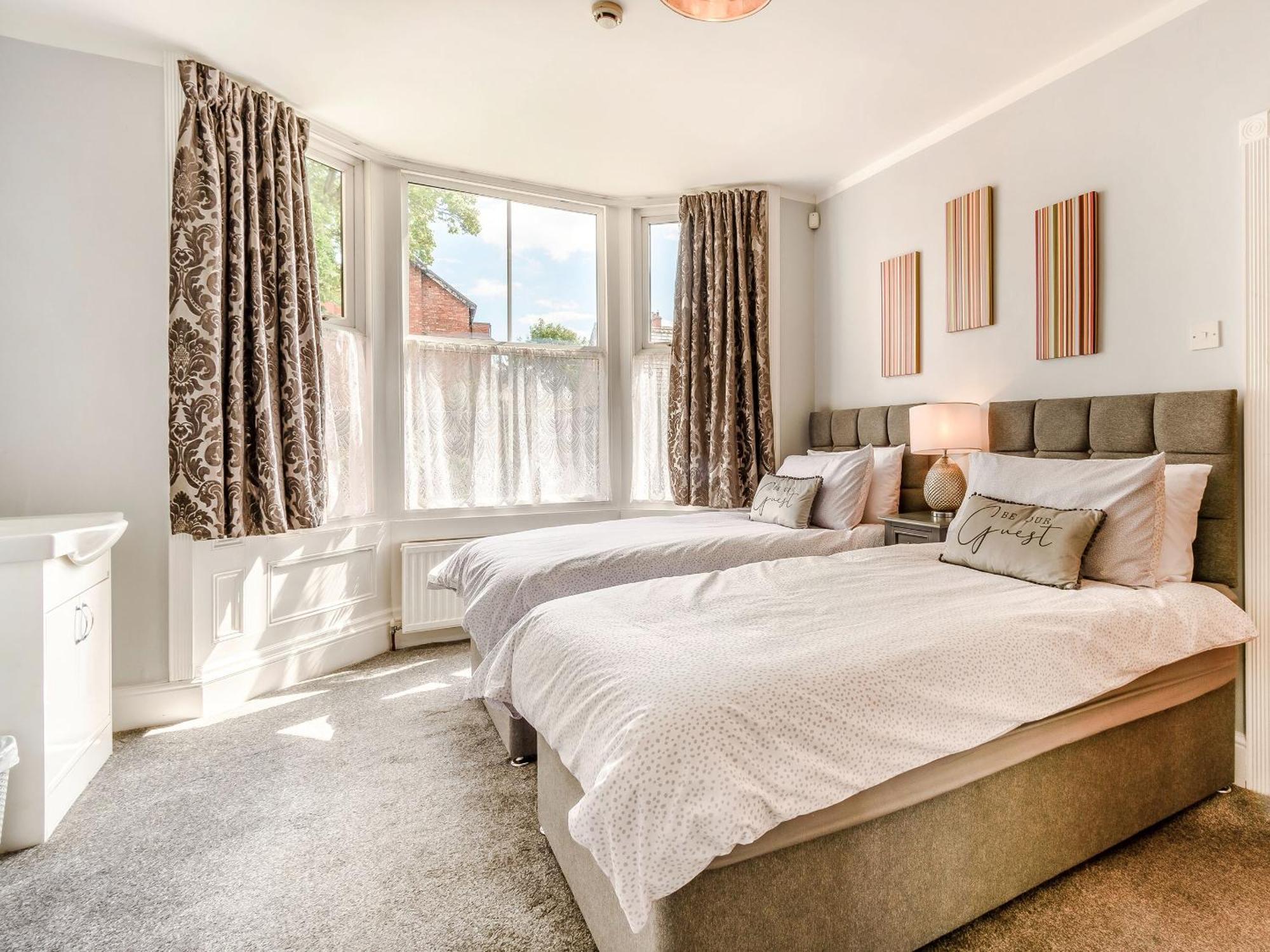 Queen Bs Bridlington Bagian luar foto